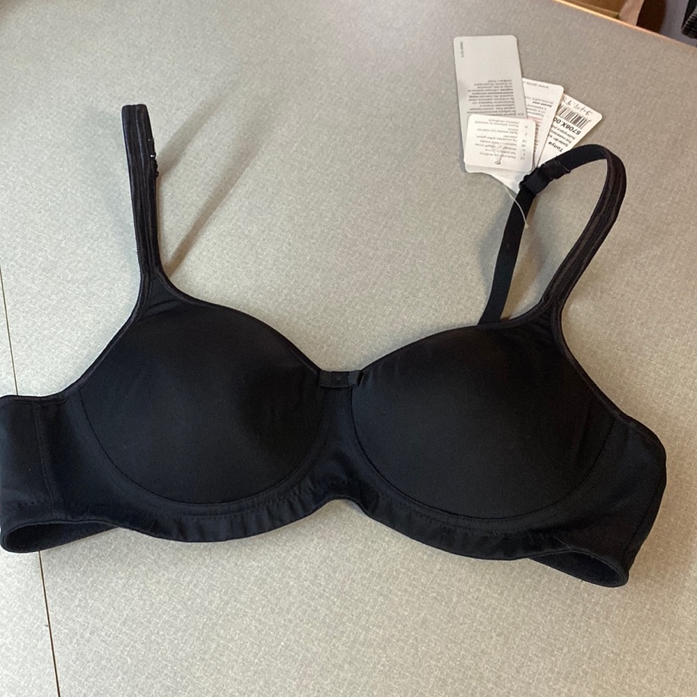 Anita bra, AA